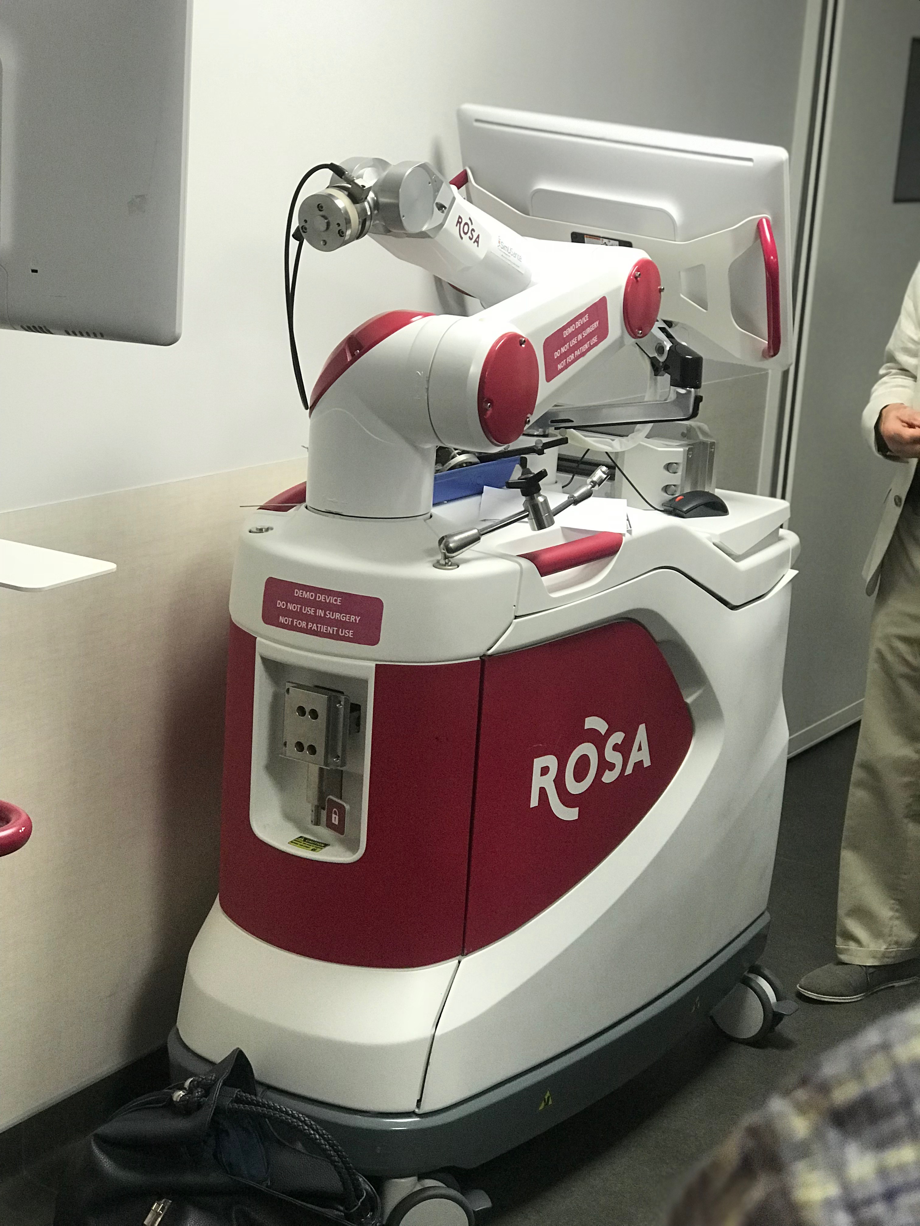 robot Rosa